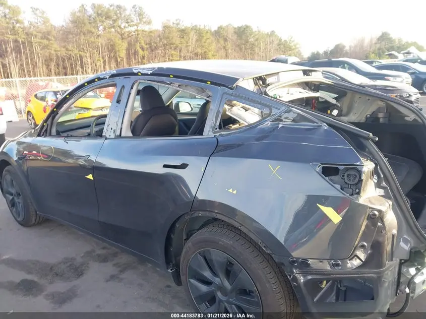 2025 TESLA MODEL Y LONG RANGE DUAL MOTOR REAR-WHEEL DRIVE