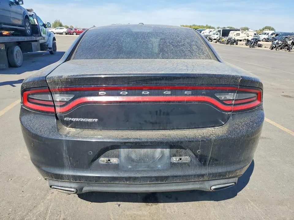 2015 DODGE CHARGER SE  