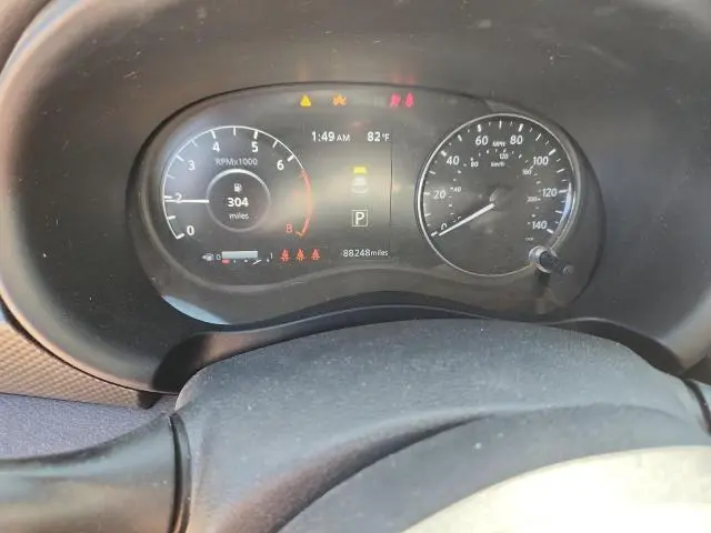 2022 NISSAN KICKS SV  