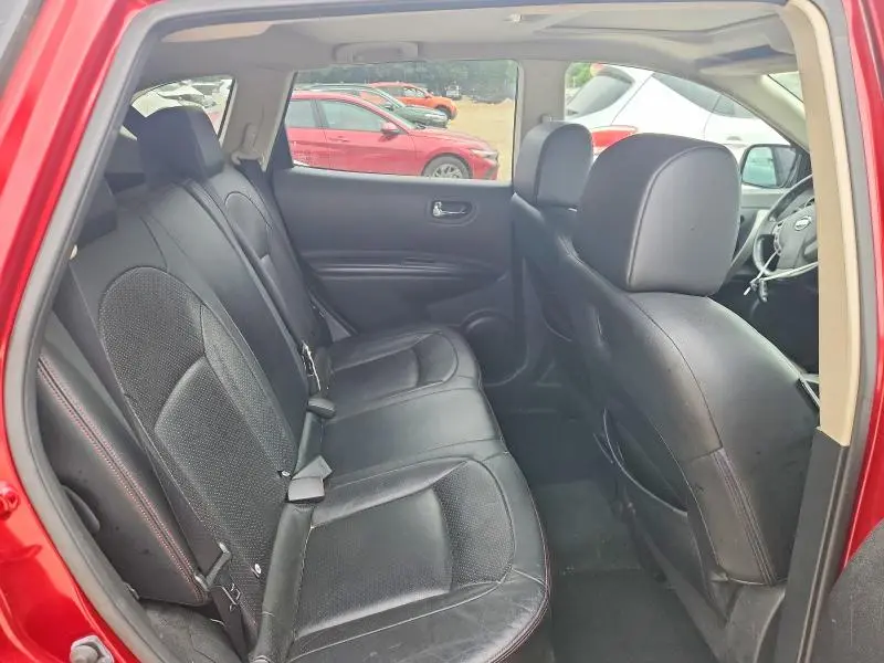 2012 NISSAN ROGUE S  