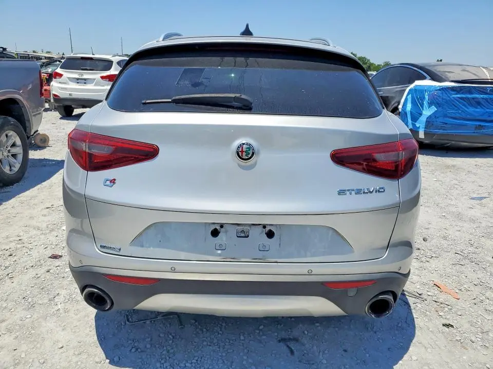 2018 ALFA ROMEO STELVIO   