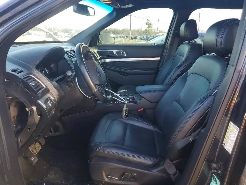 2017 FORD EXPLORER XLT  
