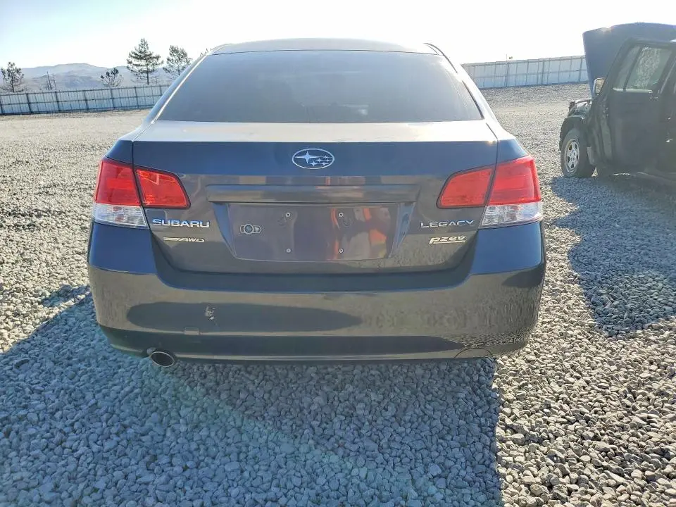 2010 SUBARU LEGACY 2.5I PREMIUM  