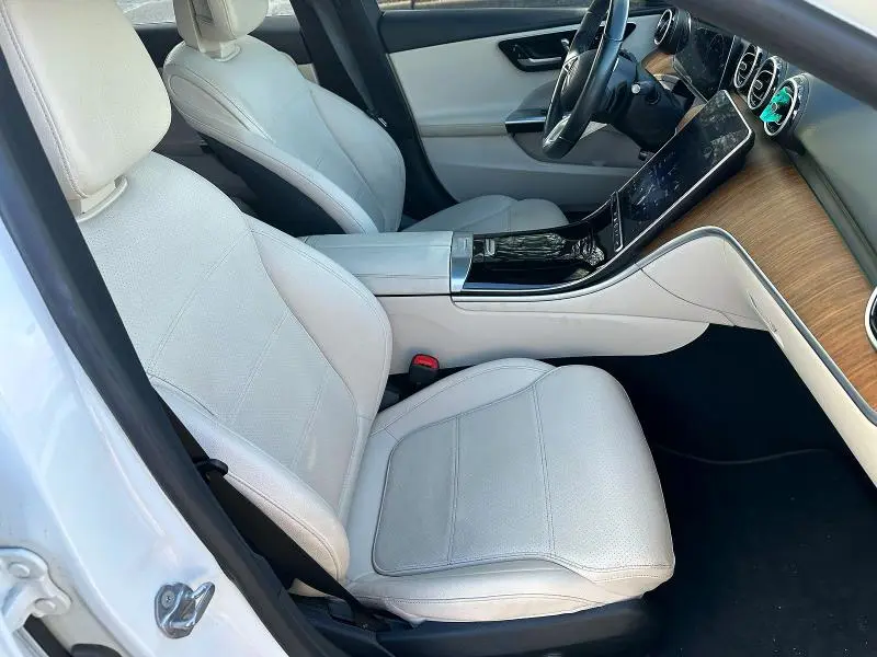2023 MERCEDES-BENZ C 300  