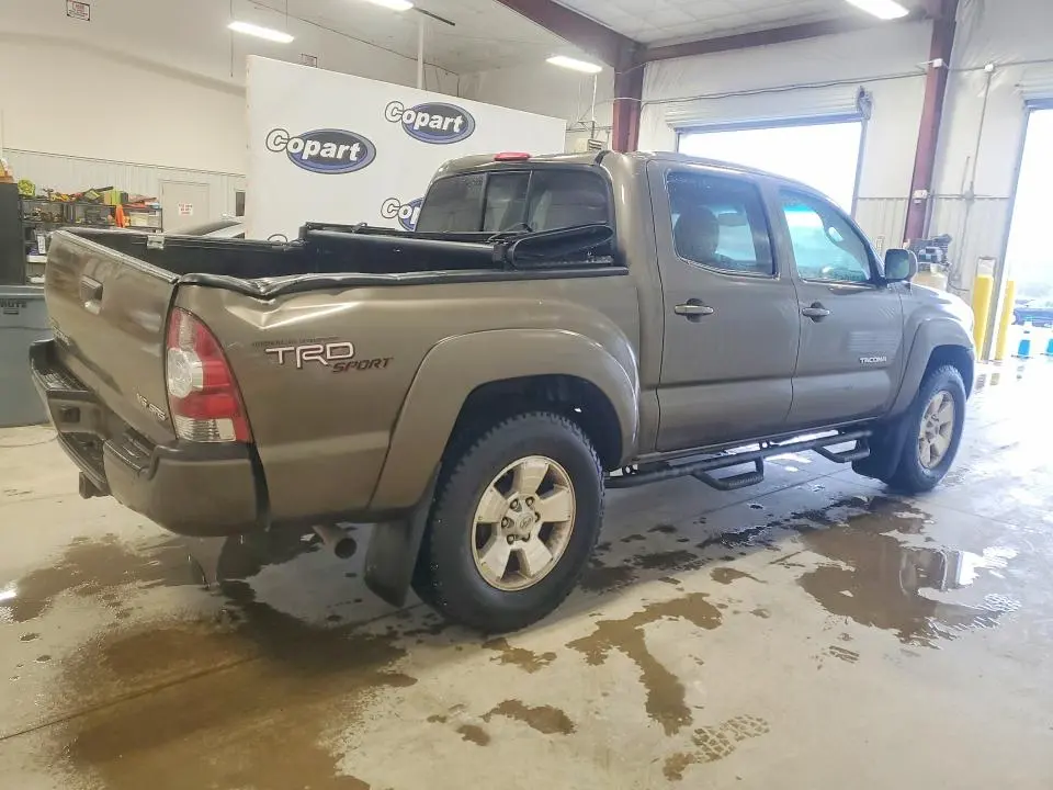 2010 TOYOTA TACOMA V6  