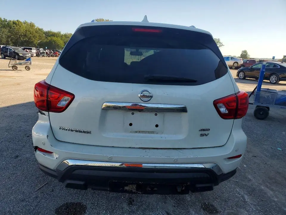 2019 NISSAN PATHFINDER SV  