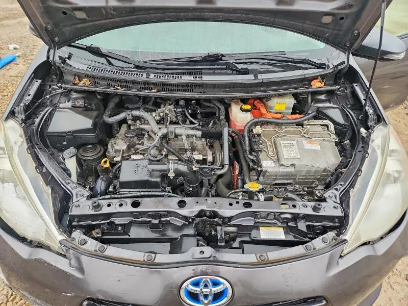 2014 TOYOTA PRIUS C ONE  