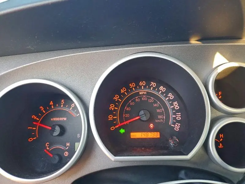 2011 TOYOTA TUNDRA CREWMAX SR5  