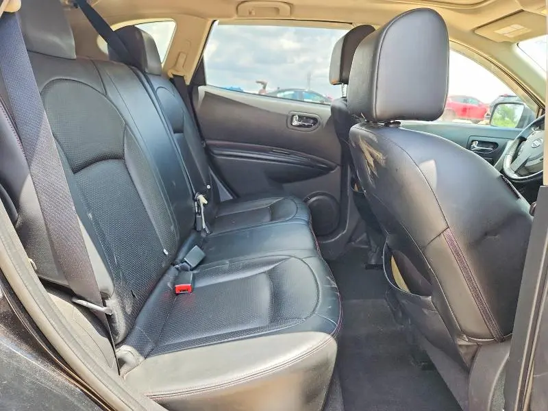 2011 NISSAN ROGUE S  
