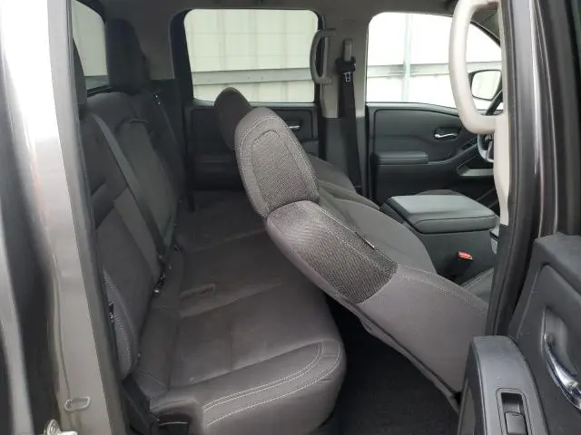 2022 NISSAN FRONTIER S  