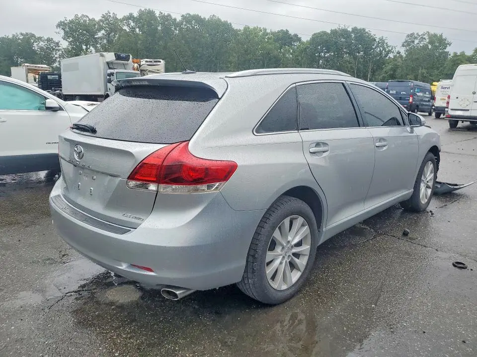 2015 TOYOTA VENZA LE  