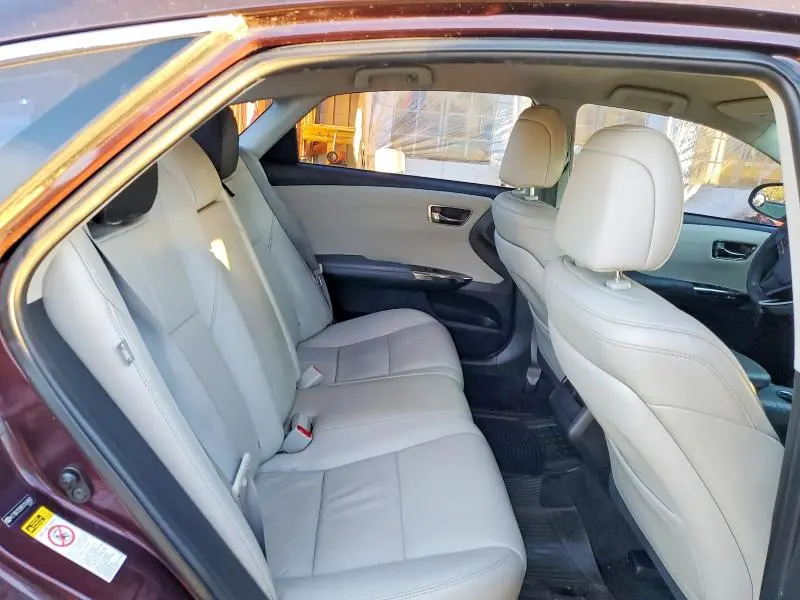 2015 TOYOTA AVALON XLE  