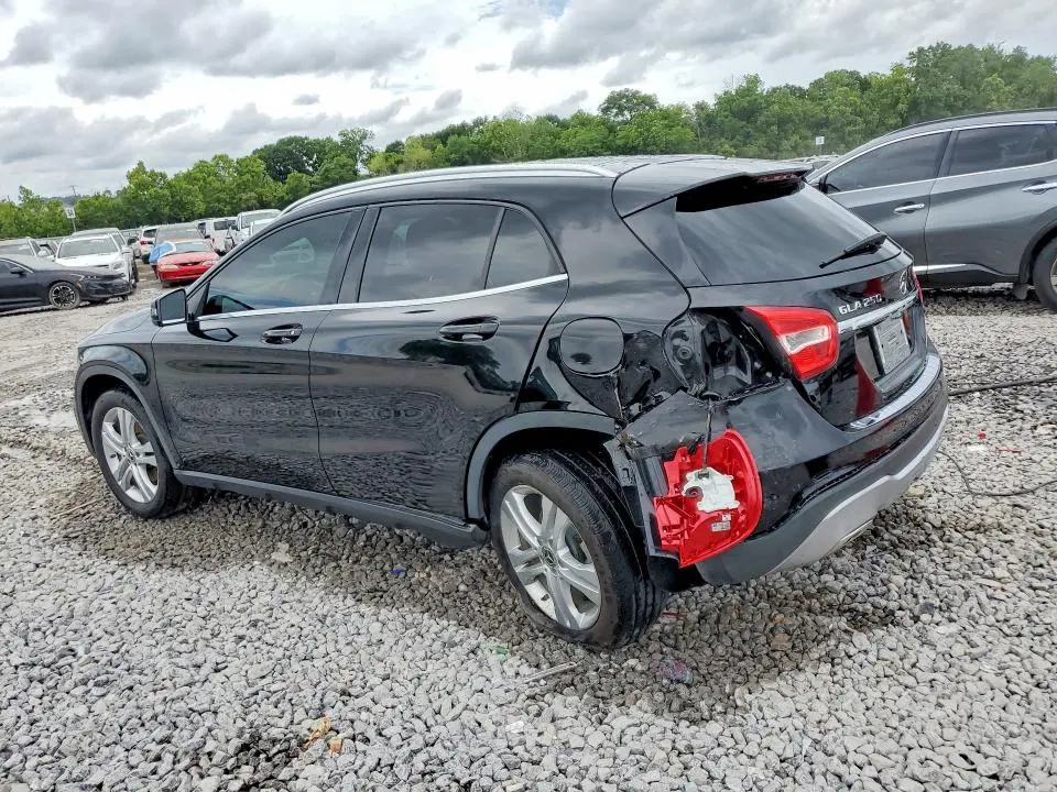 2018 MERCEDES-BENZ GLA 250  