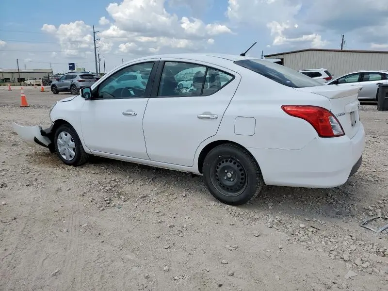 2019 NISSAN VERSA S  