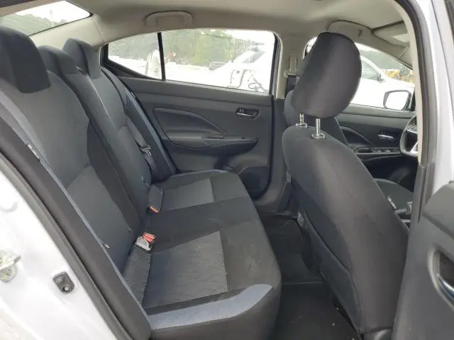 2024 NISSAN VERSA SV  