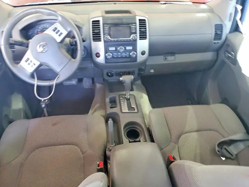 2015 NISSAN FRONTIER S  