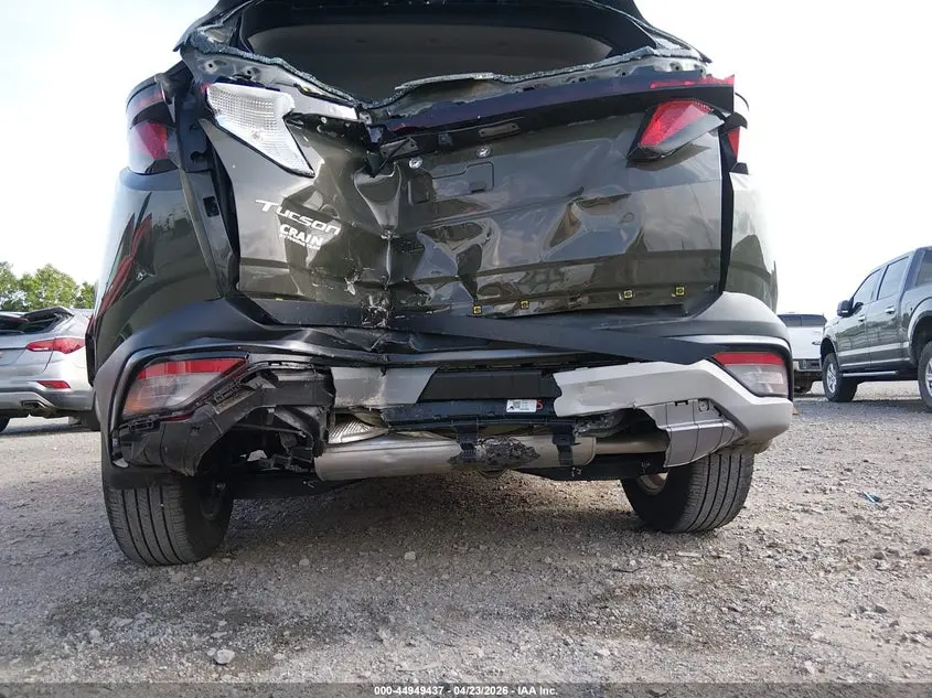 2025 HYUNDAI TUCSON SE