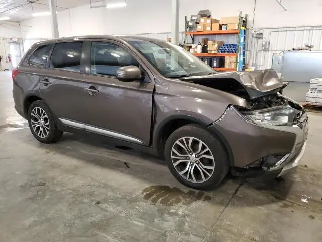 2017 MITSUBISHI OUTLANDER SE  