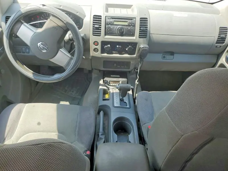 2013 NISSAN FRONTIER S  