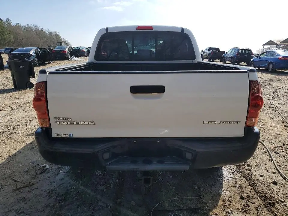 2015 TOYOTA TACOMA   