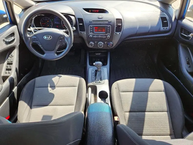 2015 KIA FORTE LX  