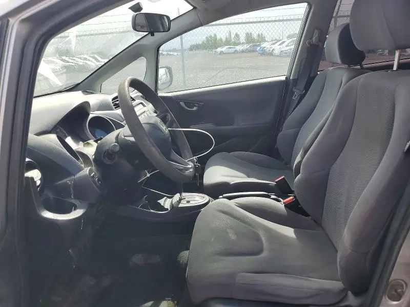2010 HONDA FIT   