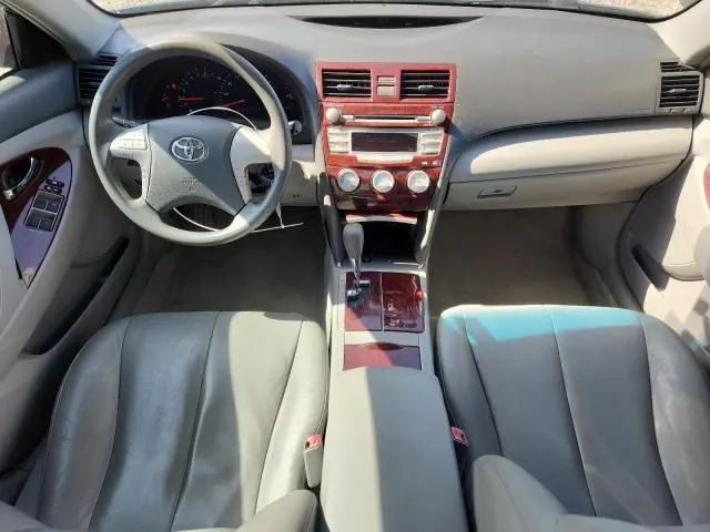 2010 TOYOTA CAMRY LE V6  