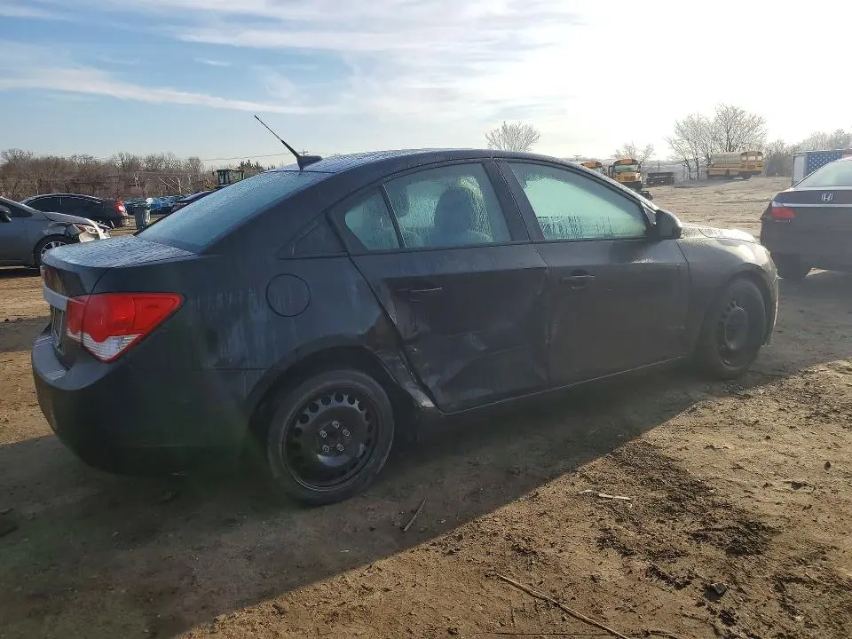 2013 CHEVROLET CRUZE LS  