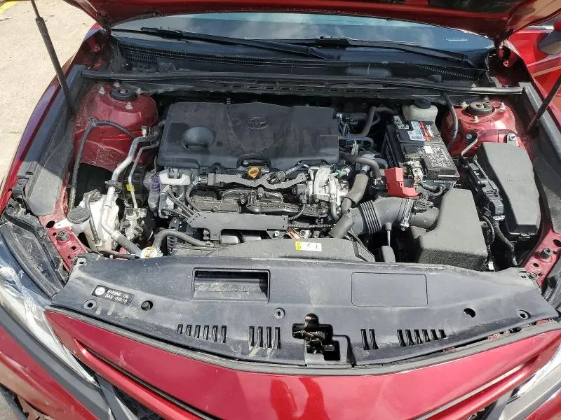 2018 TOYOTA CAMRY SE  