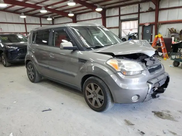 2010 KIA SOUL +  