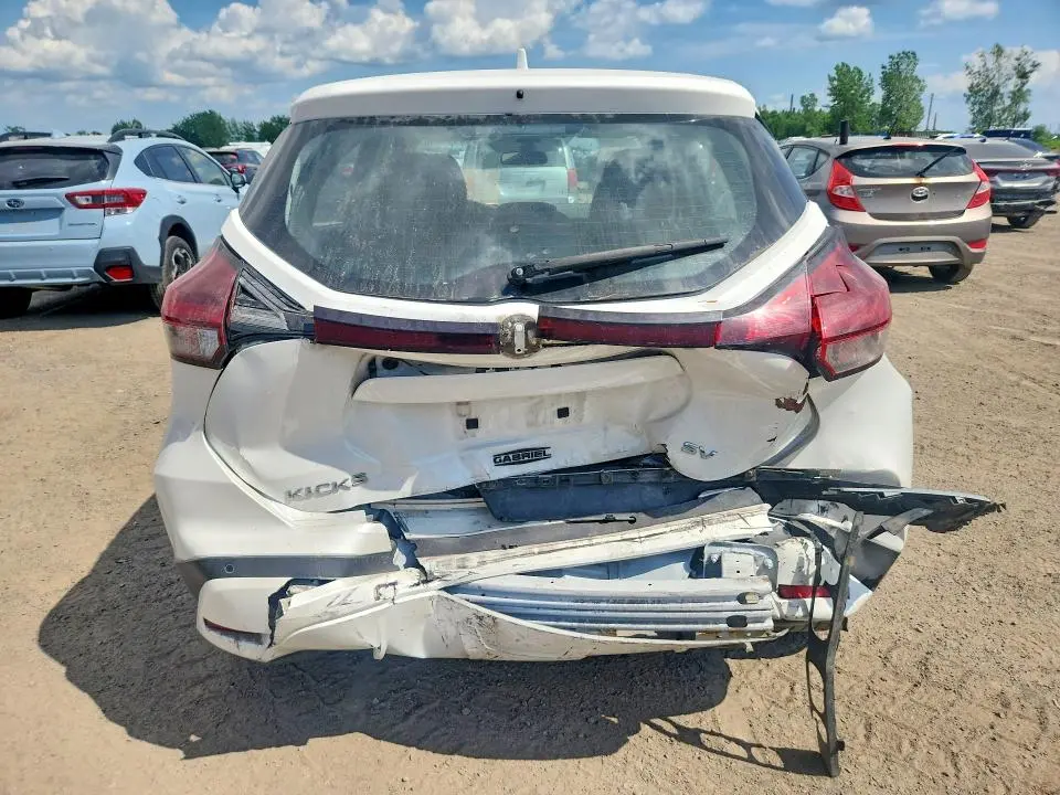 2024 NISSAN KICKS SV  