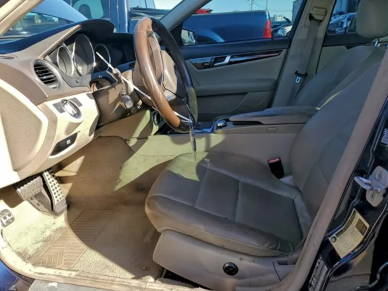 2012 MERCEDES-BENZ C 250  