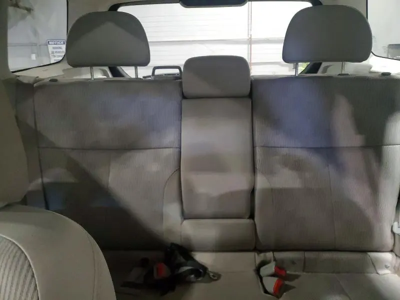 2010 SUBARU FORESTER XS  