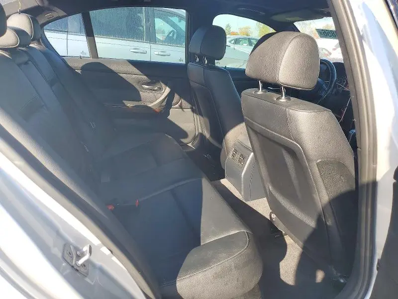 2011 BMW 335 XI  