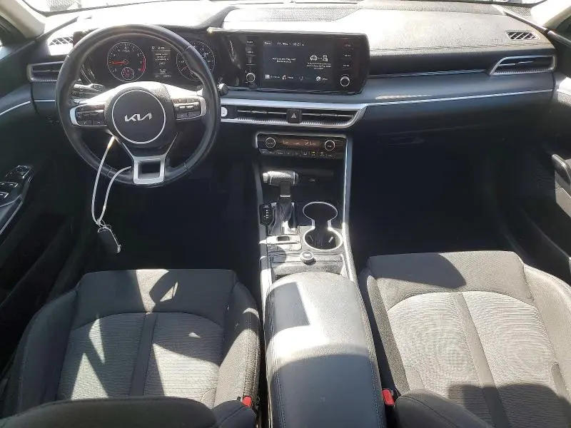 2022 KIA K5 LXS  