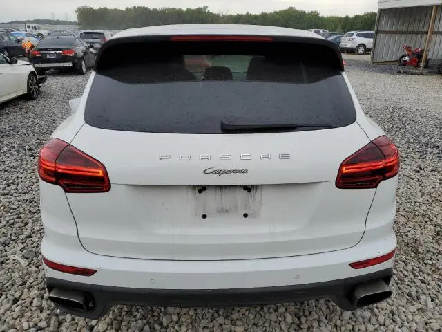2016 PORSCHE CAYENNE   