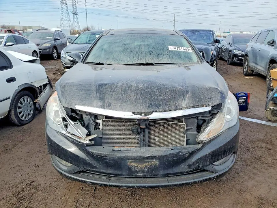 2013 HYUNDAI SONATA SE  