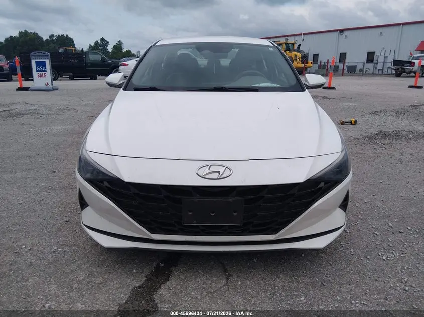 2021 HYUNDAI ELANTRA SE