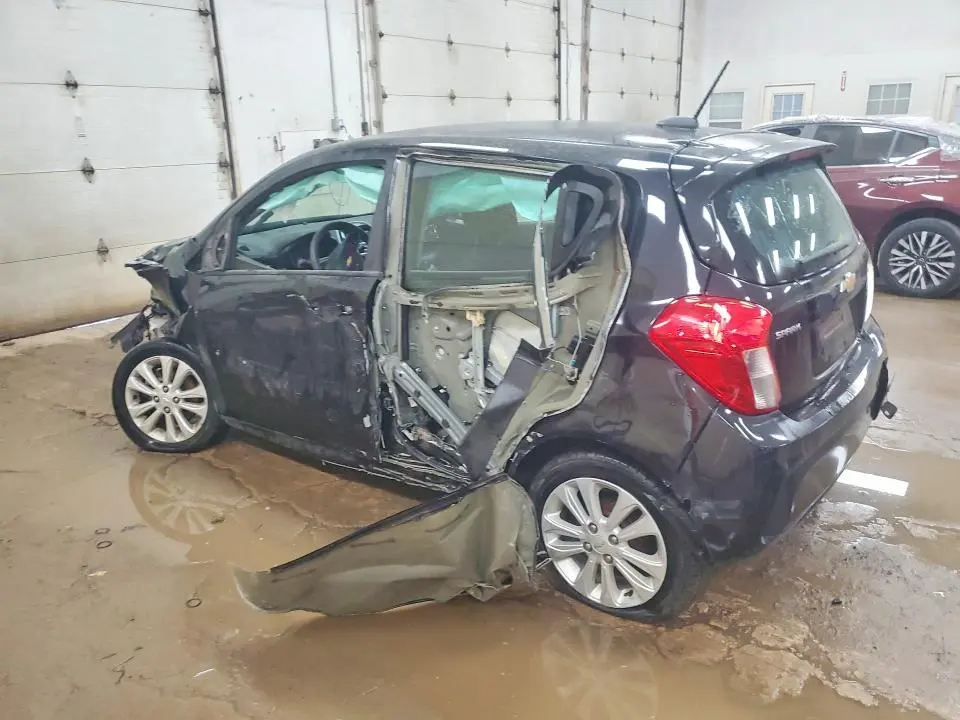 2017 CHEVROLET SPARK 1LT  