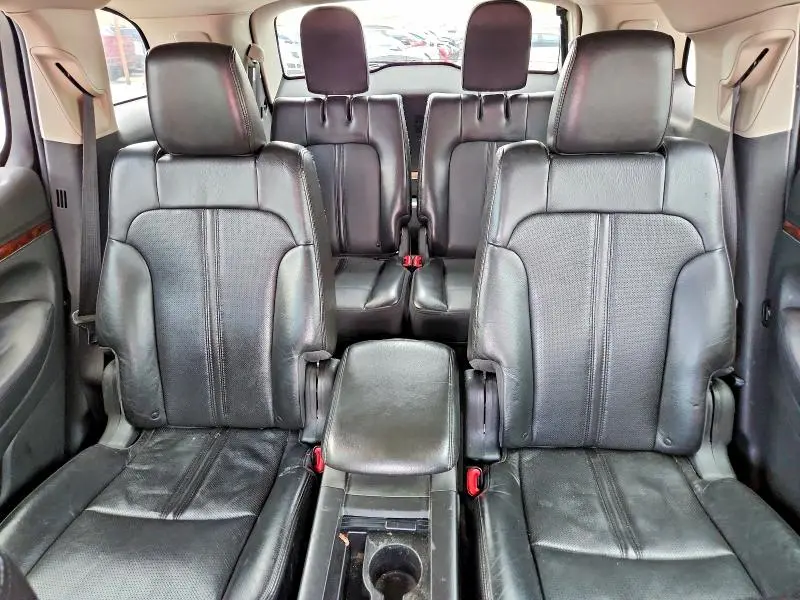 2012 LINCOLN MKT   