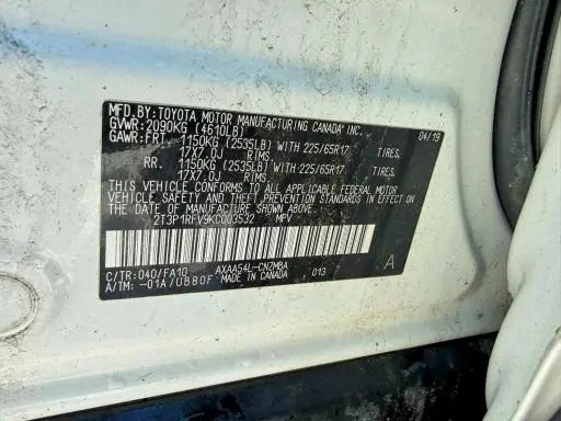 2019 TOYOTA RAV4 XLE  