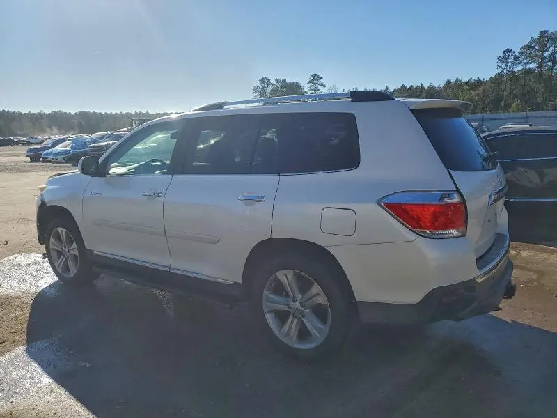 2013 TOYOTA HIGHLANDER LIMITED  