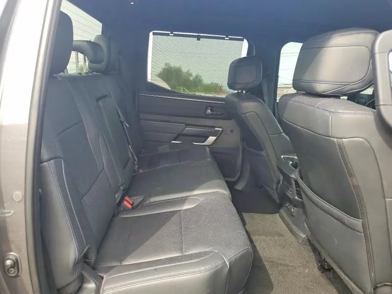 2022 TOYOTA TUNDRA PLATINUM HV  