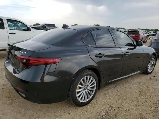 2018 ALFA ROMEO GIULIA TI Q4  