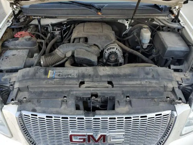 2010 GMC YUKON SLT  