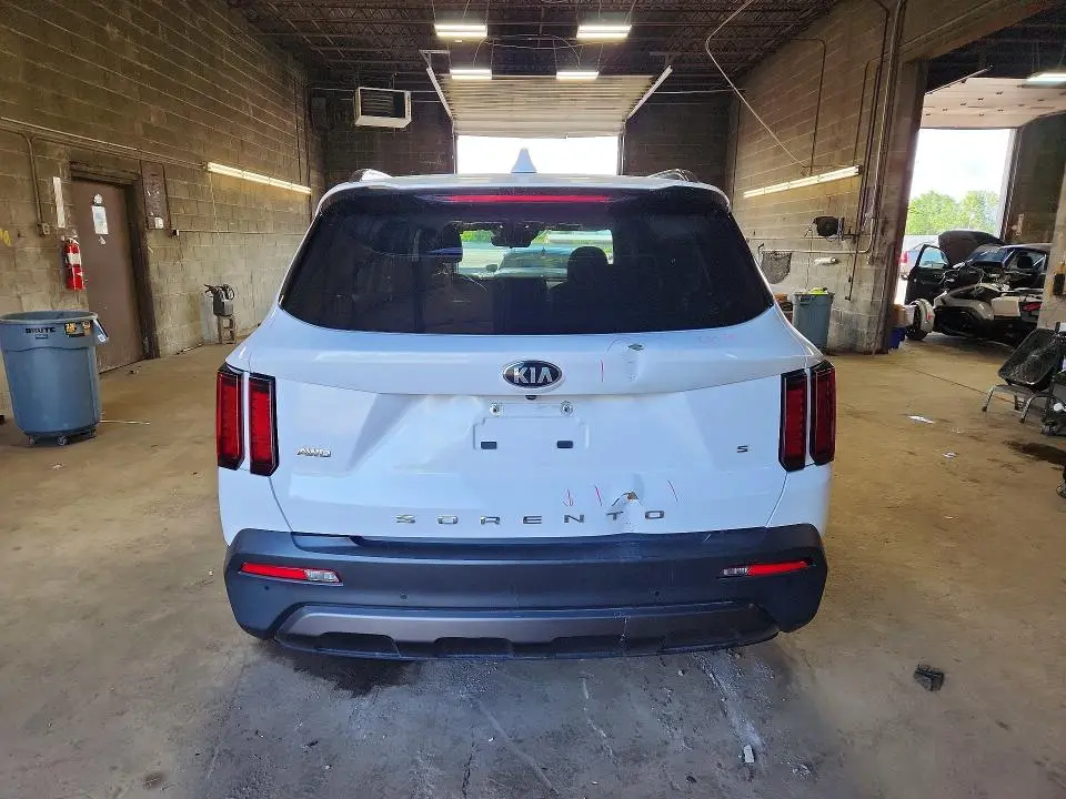 2021 KIA SORENTO S  