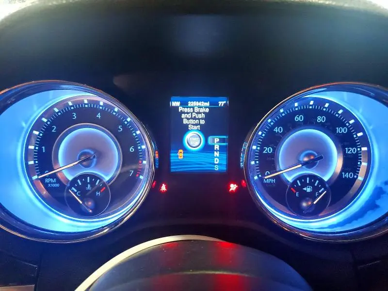 2014 CHRYSLER 300C   
