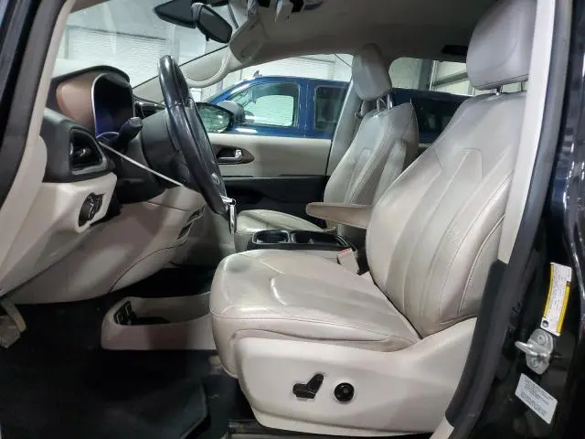 2017 CHRYSLER PACIFICA TOURING L  