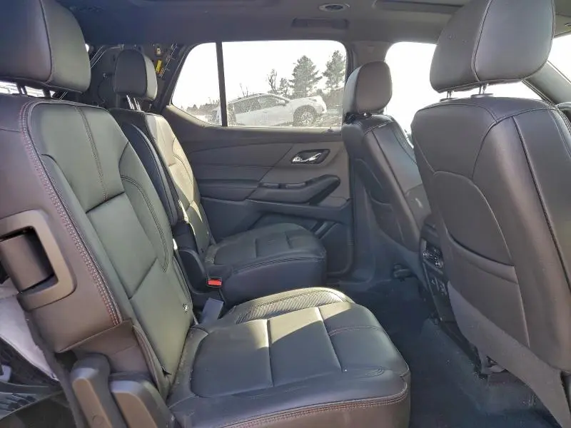 2022 CHEVROLET TRAVERSE RS  