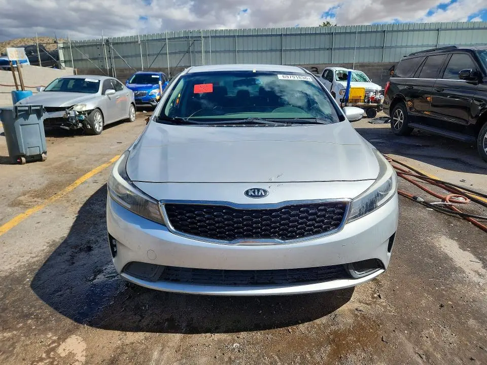 2017 KIA FORTE LX  